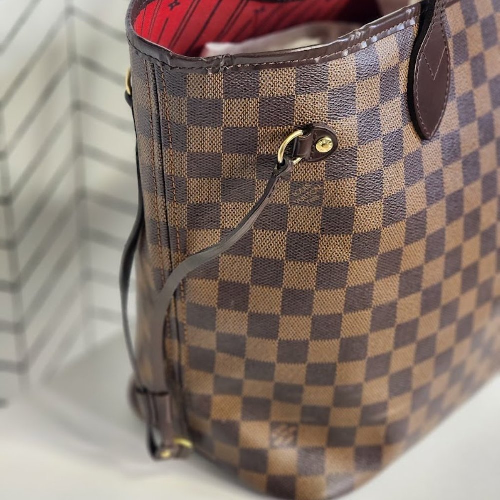 Louis Vuitton Damier Ebene Neverfull MM - Picture 5 of 10